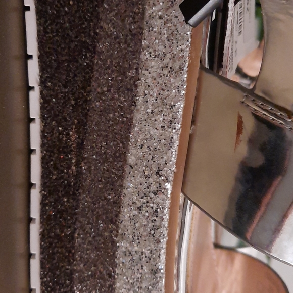 Shiny Silver Plateform sandal - Picture 4 of 4